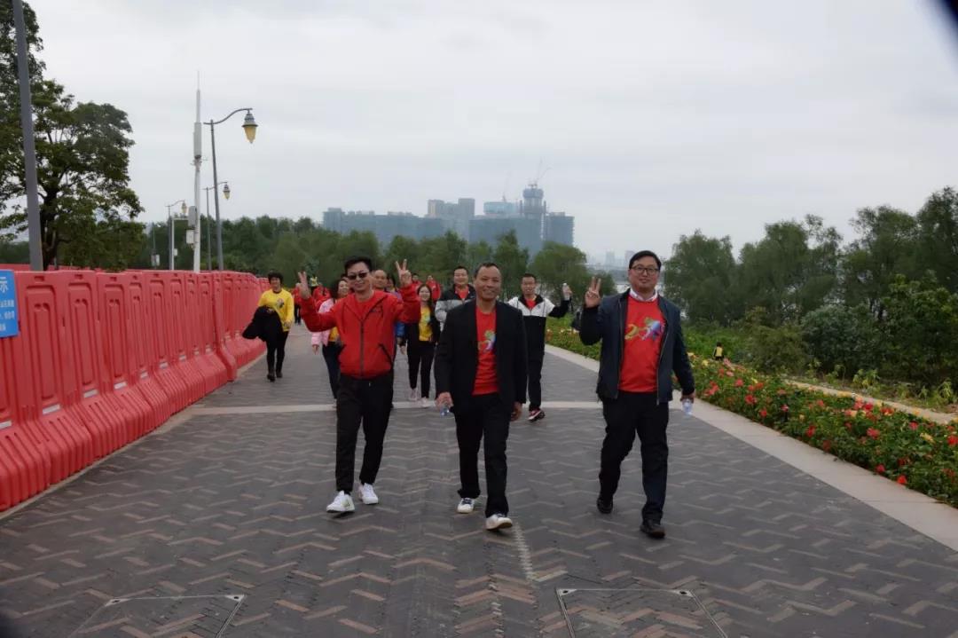 感恩相伴，逐梦未来，神彩人同心同梦同行