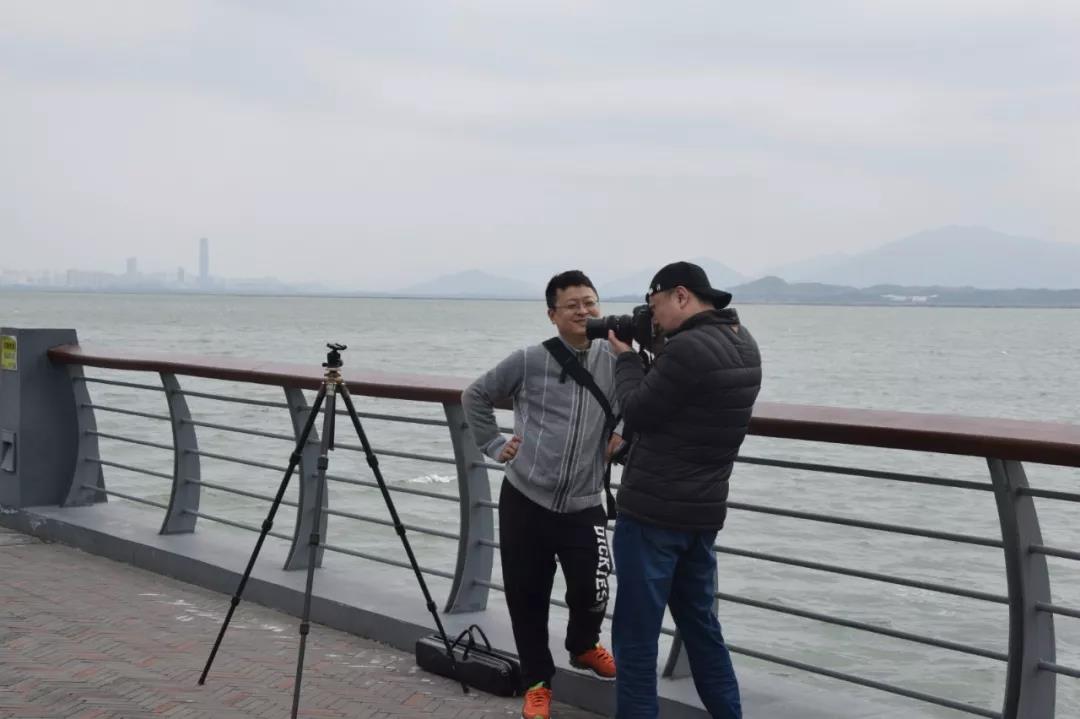 感恩相伴，逐梦未来，神彩人同心同梦同行